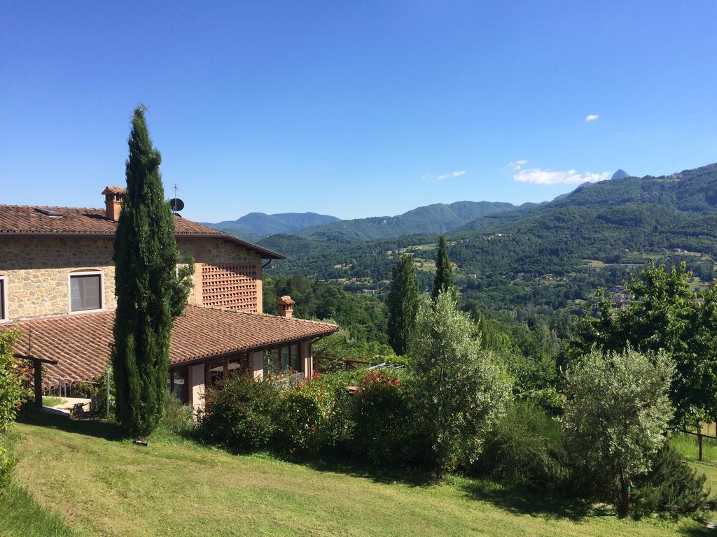 Agriturismo Braccicorti Hotel Pieve Fosciana ภายนอก รูปภาพ