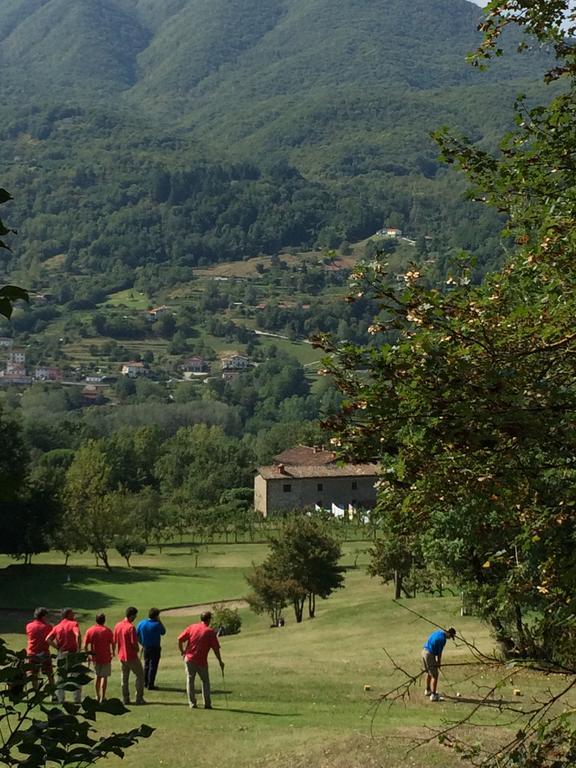 Agriturismo Braccicorti Hotel Pieve Fosciana ภายนอก รูปภาพ